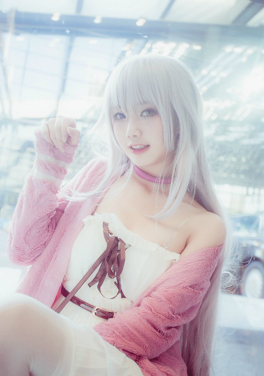 Neko cosplay