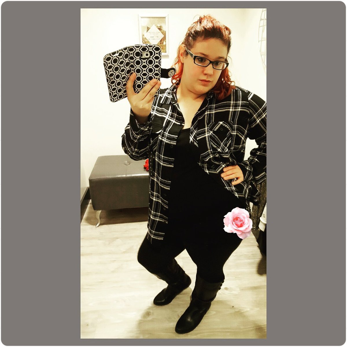 Sarah Rivera tweet media