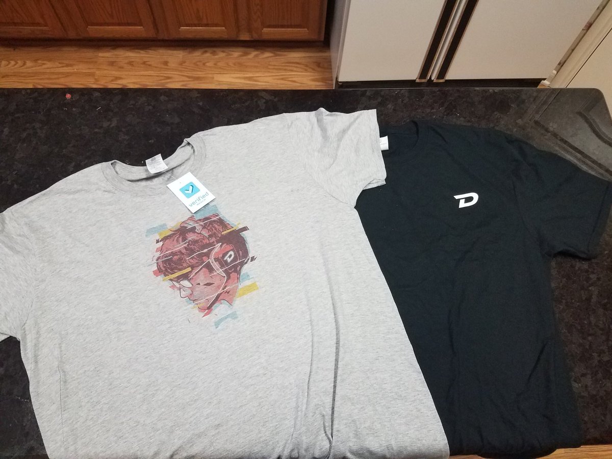 shopVmerch's tweet photo. if you didn't wake up with this under your tree I'm sorry. YOU CAN STILL FIX IT THOUGH https://t.co/cPrdOJumIR QUICK. https://t.co/4M6qR9Yho2