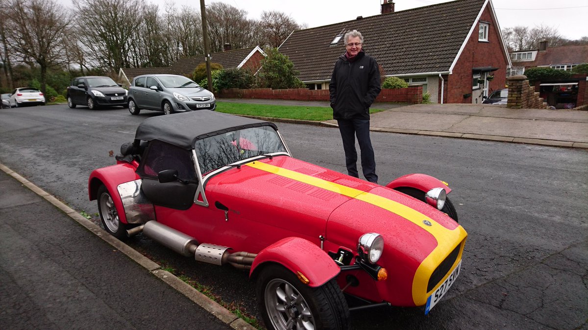 JacquePaulnyc's tweet photo. #nascardad finds cool cars everywhere. Catering 7, Swansea Wales. Xmas https://t.co/LkiuXvuF38