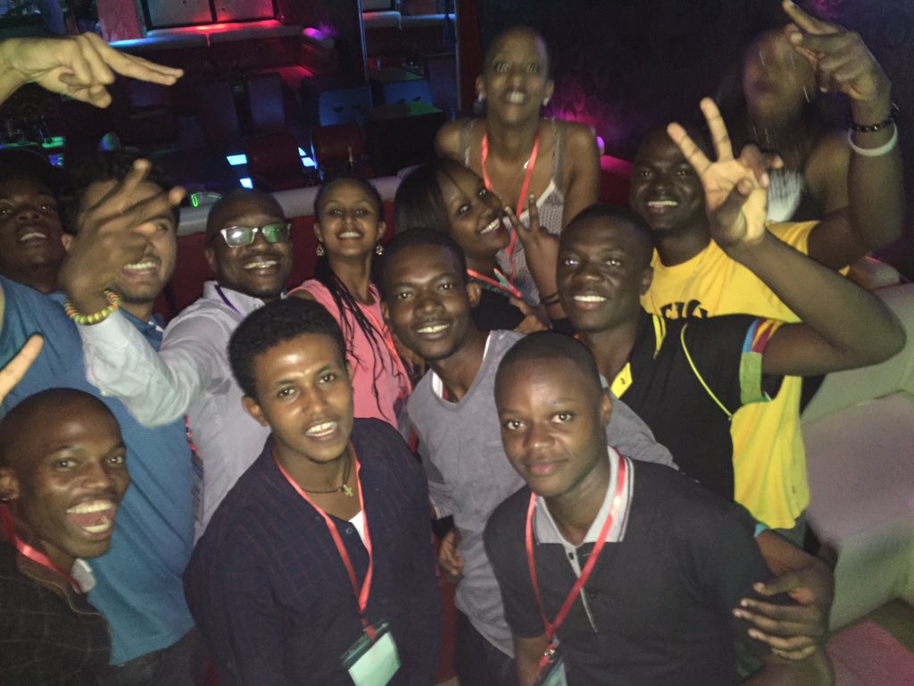 dr_bellajaymd's tweet photo. The moment SLEMSA drops with "cher am" by Lxg in Ouaga...
missing you guys already.βΊοΈ
#ARM2016 https://t.co/VztULmE98v