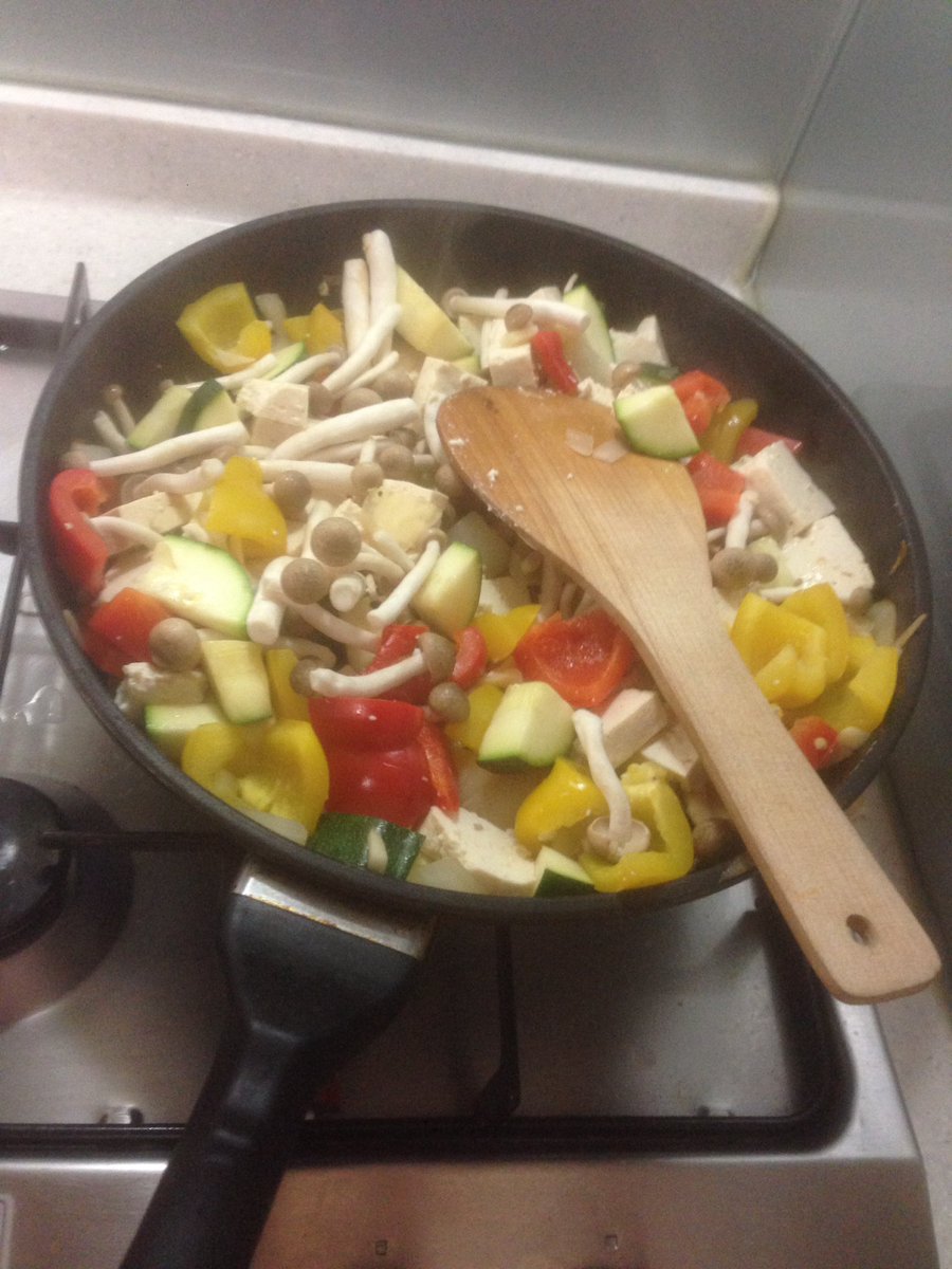 bartk's tweet image. Christmas dinner at the Yeonhui writers' residency in Seoul!