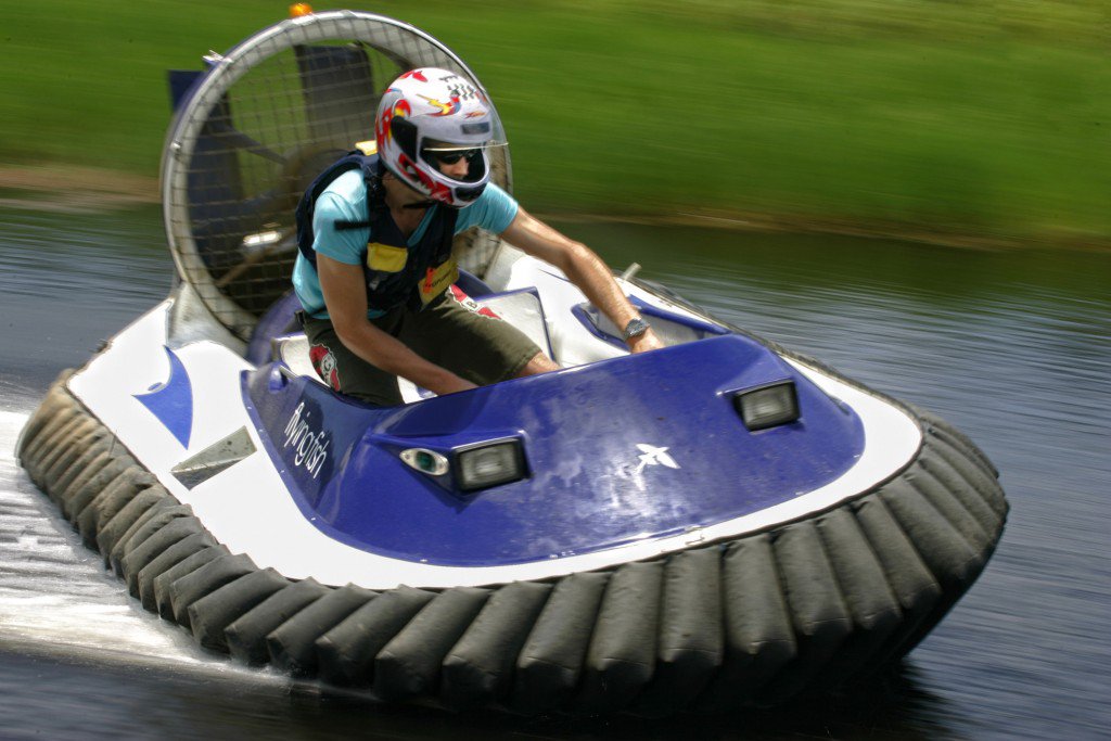 commando_force's tweet photo. Group OFFER Hovercraft, Buggies, Shredder and Pistols just £100pp.  Book now info@hoverforce.co.uk quote MINI WORX 
#stagdo #hendo #daysout https://t.co/SNIelWEAhw