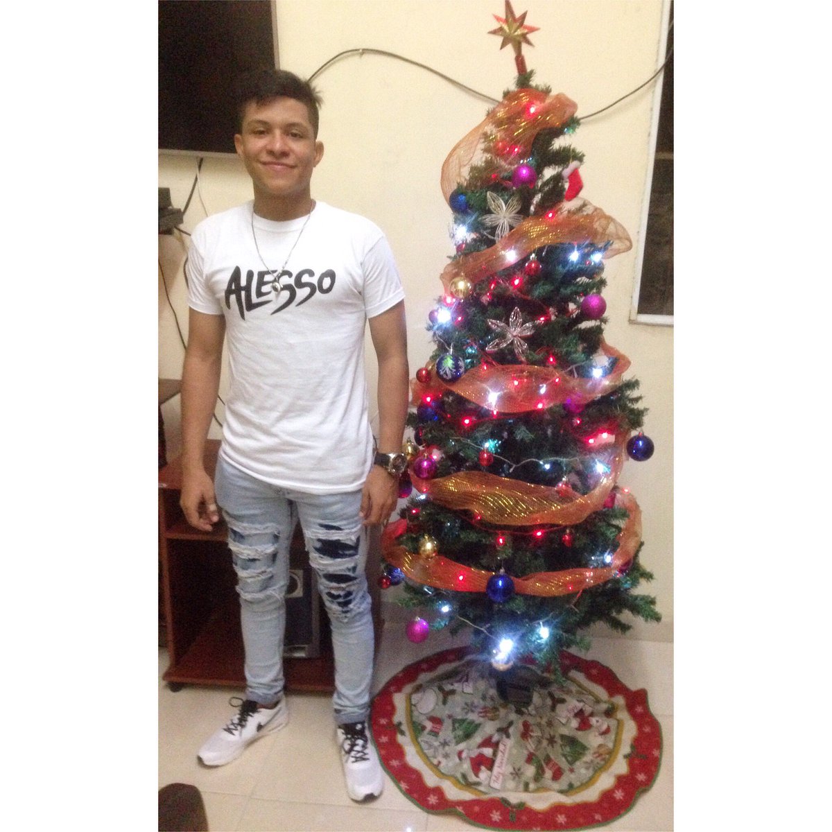 Daniel Hernández• (@danielhdezojeda) on Twitter photo 