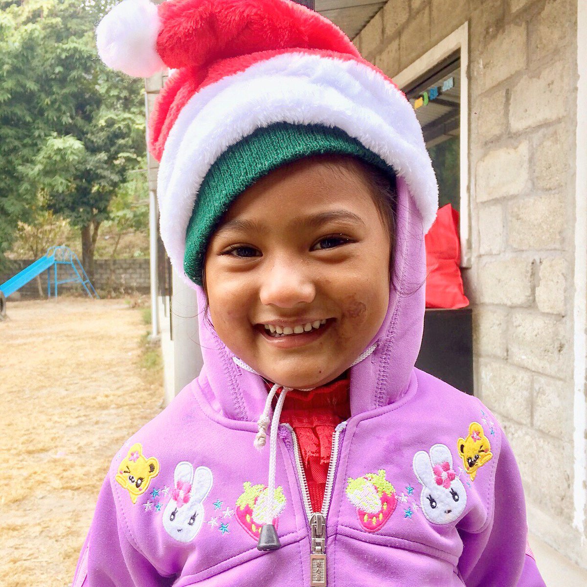 LoveJusticeIntl's tweet photo. Merry Christmas!!! A photo from the Christmas Party at the Dream School this year :) #merrychristmas #tinyhandsintl @TinyHandsIntl https://t.co/f4WfByjI5U