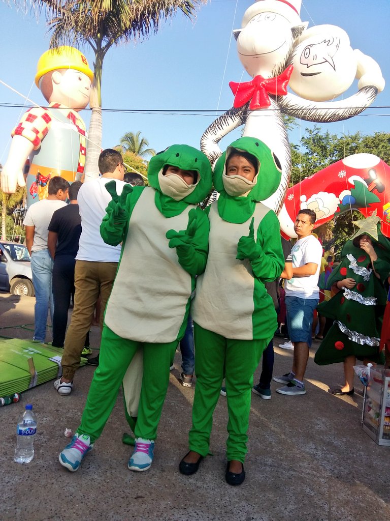 Sectur_Acapulco's tweet photo. #FelizDomingo estamos por iniciar em Desfile de Globos Gigantes #HolidayParade2016 ¡Te estamos esperando! 11am Costera Miguel Alemán https://t.co/VHcFpVX0y9