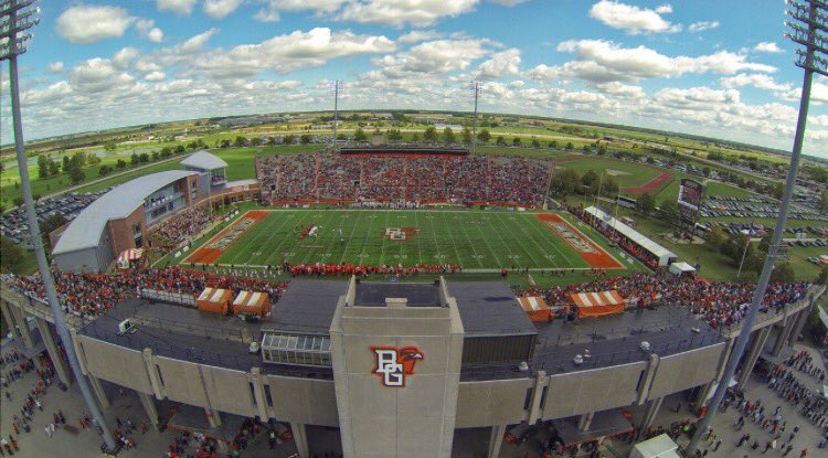 cj_goetz's tweet photo. Thankful and blessed to have been offered by the University of Bowling Green!! #falcon18 https://t.co/dt4sjc25Mz