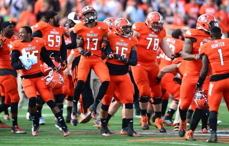 cj_goetz's tweet photo. Thankful and blessed to have been offered by the University of Bowling Green!! #falcon18 https://t.co/dt4sjc25Mz