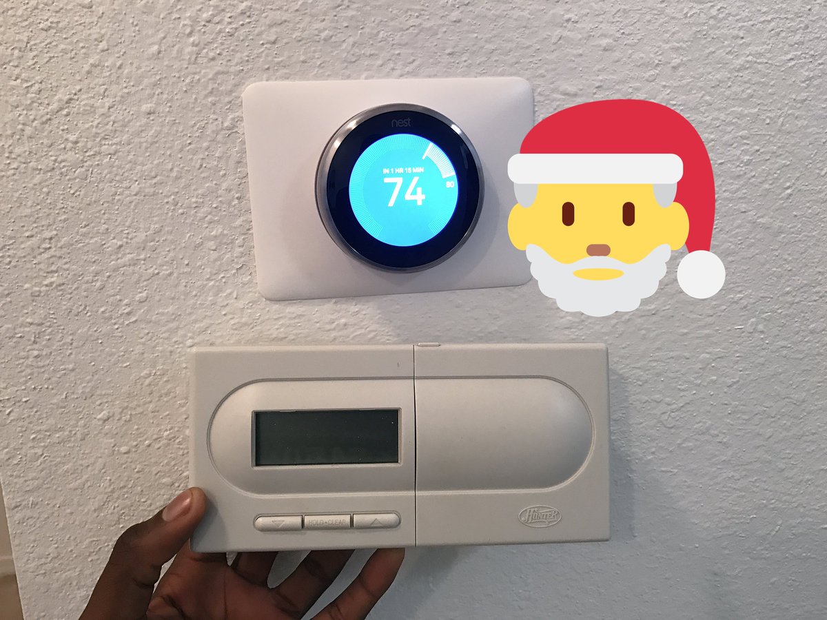 MKBHD's tweet image. Upgraded Mom and Dad 🎅🏽