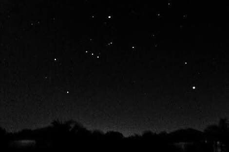 rajondhiaa's tweet photo. #surat go out and look for brightest stars as the sky is very clear and beautiful to perfectly to end your Christmas. @UniverseAroundU https://t.co/OILFk0EOQY