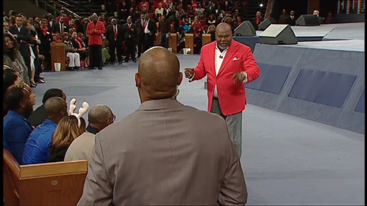 BishopJakes's tweet photo. Most people fail because they lack being resilient. If the favor does not come quick, they leave. #BlessedandFavored #tphonline https://t.co/eV6mtCoeJ7