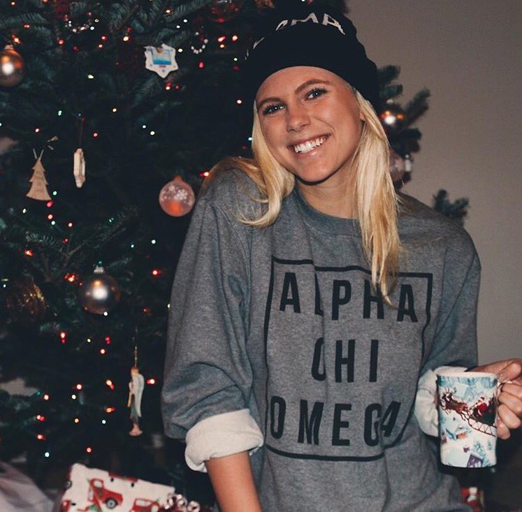 Alpha Chi at USD wishes everyone a Merry Christmas 🎄