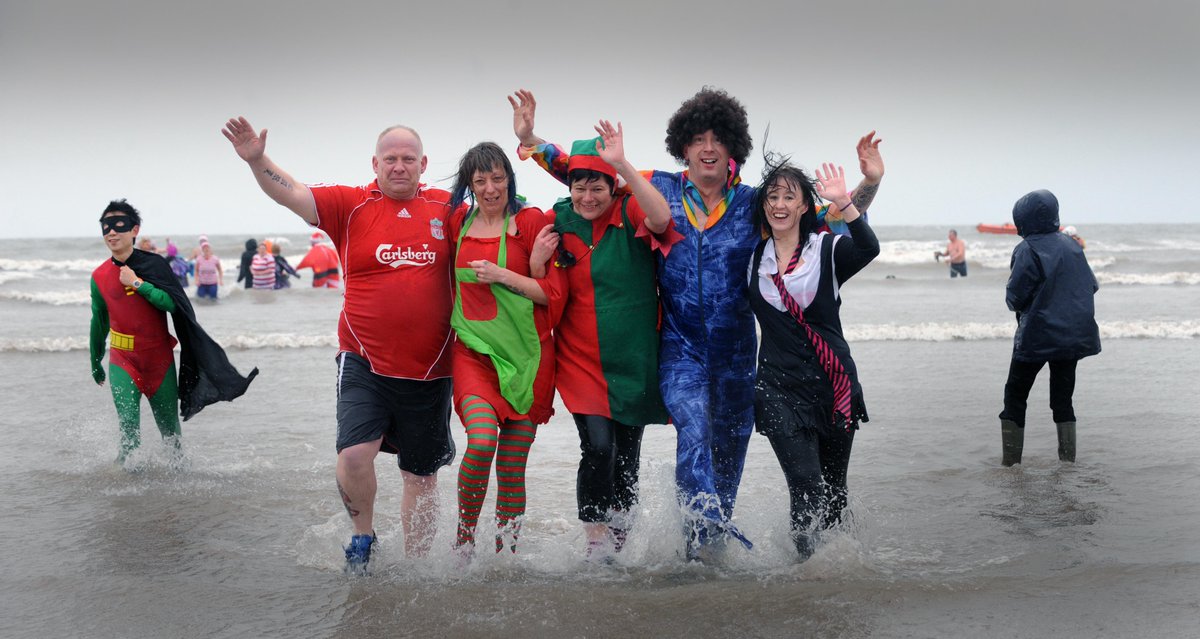 ParkPembrey's tweet photo. Ydych chi’n ddigon dewr i ddod i Gefn Sidan yfory? #TrochfarTymor Os ydych, rhowch wybod i ni! Bydd yr hwyl yn dechrau’n brydlon am 11am https://t.co/keIQydT80L