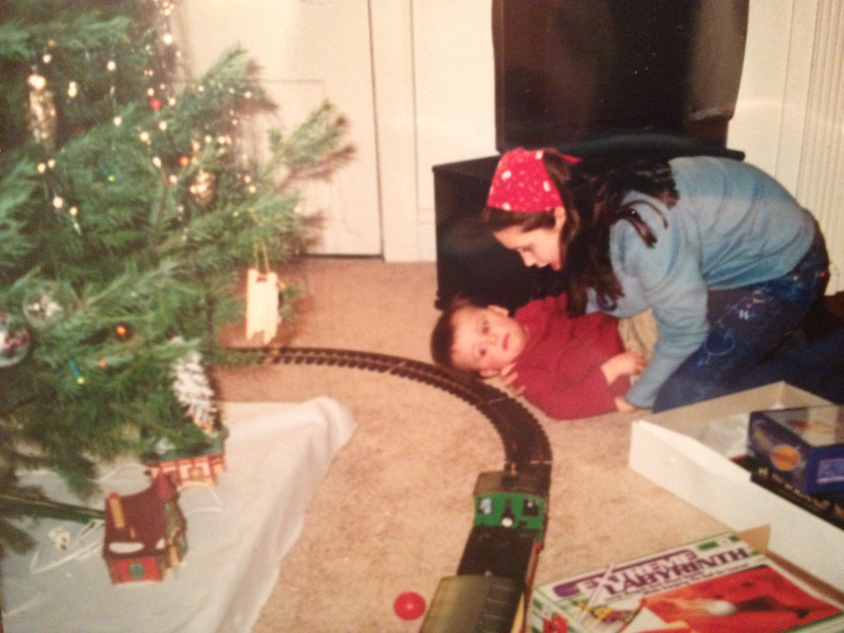 BuckOhSauce's tweet image. This is why we have children.  Merry Xmas! #traintrackchallenge #gimmebuckohjerky