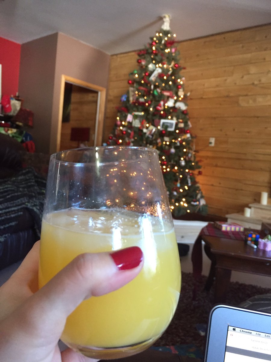 MarcyBlaney's tweet photo. Christmas mimosa..all is well 😉#ChristmasDay #Mimosa #LogHome #Happiness #JoyOnChristmasMorn #MerryChristmas https://t.co/x8vh2wC3Td