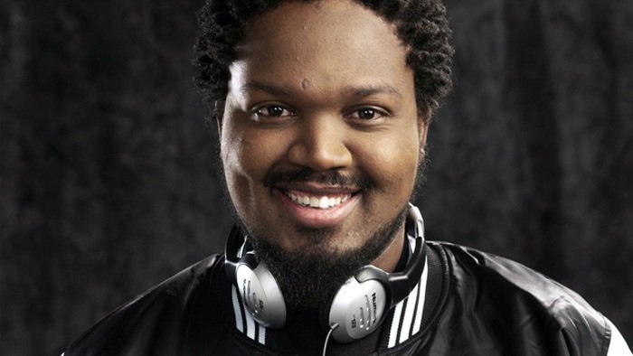 METROFMSA's tweet photo. That Show before Monday with Mlu https://t.co/zBIPP3zUEc