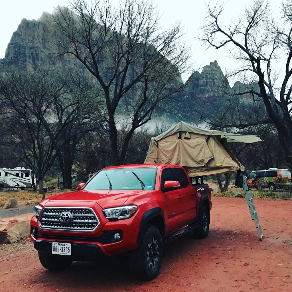 TptFabspec's tweet photo. @DirtAlpha TPT tent rack for Toyota Tacoma in use on # Christmas in Utah. #TPTNation https://t.co/jZVGCtGicS