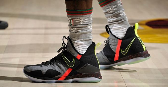 lebron 14 christmas