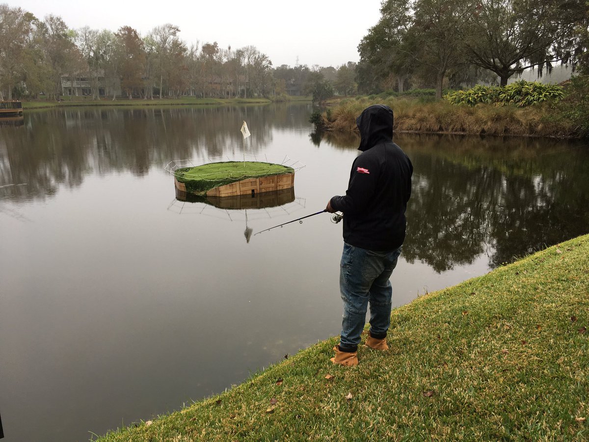 UKFBStuds's tweet photo. Well the O-Line has already found the fishing hole. 🎣 https://t.co/51lkOPIArE