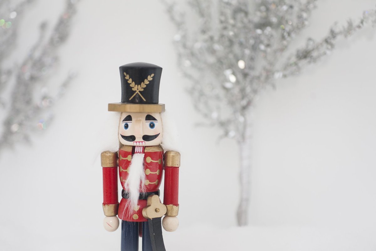MilanStoneworks's tweet photo. We wanted to wish everyone a merry Christmas! Have a great holiday. #MerryChristmas #HappyHolidays #MilanStoneworks https://t.co/wCaXFDJqFk