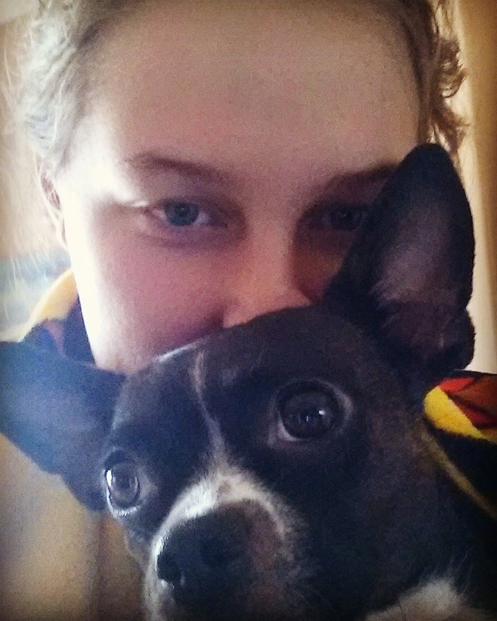 RoseMerliah's tweet photo. @ThomasSanders  a merry Christmas from my baby girl and I!! Hope your day is like magic! https://t.co/6vjwzkDEoH