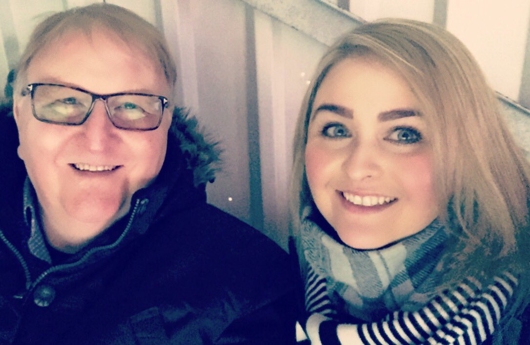 vhairi_fraser's tweet photo. Fitba Sats! โค๏ธโฝ๏ธ #mafaithersdaughter #imstillnumberone ๐๐๐ป #tannadice #stmirren #christmaseve #awaydays #saintsontour https://t.co/9FwlH4HwbV