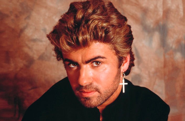 billboard's tweet image. George Michael has died at 53 blbrd.cm/IkfLu2