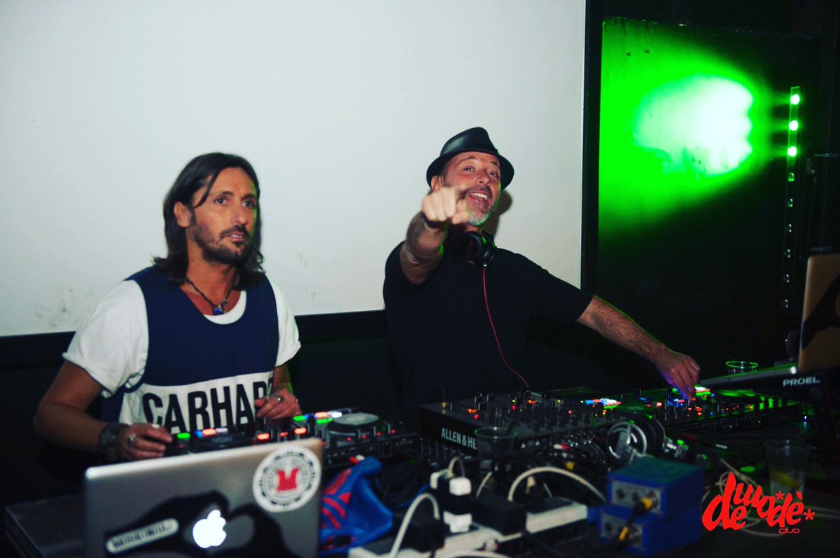 moskinodj's tweet photo. reggaeton #hiphop #edm #moskinodj  #edmfans #edmlifestyle #edmlife #edmfamily #djlife #djset #djs #edmnation #topdjmag #party https://t.co/ANyyQaQGJV