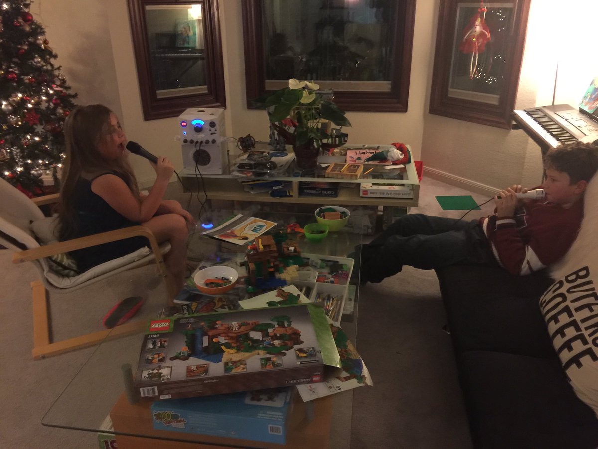 dshaw's tweet image. #SFProblems Karaoke devolves into political podcast