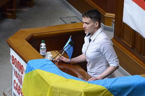 Изгнанная на днях из фракции «Батькивщина» в ВР Украины и из делегации в ПАСЕ Савченко объявила о создании своей политической партии РУНА.
