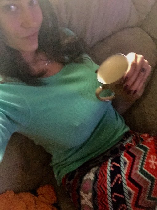 Merry Christmas losers ❤️ https://t.co/J0L6lMNTp9<a href="/tag/payitforwardday"class="tags"><span>#payitforwardday</span></a>