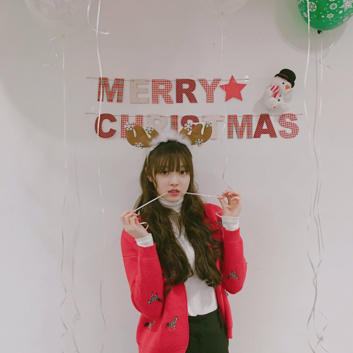 yooarchive's tweet photo. MERRY CHRISTMAS! https://t.co/t1qWZSY57j