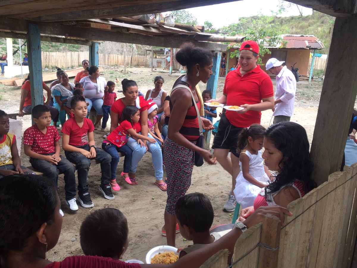 MsolidariViche's tweet photo. Visita Recinto Oro Verde. 

Tod@s Somos Manos Solidarias https://t.co/7k2nPw8u6B