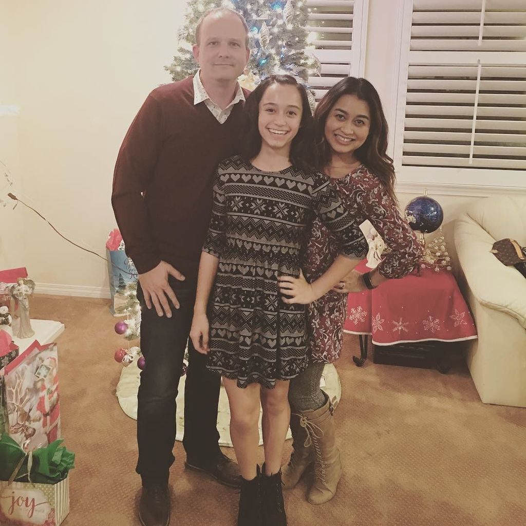 cherylcbrooks's tweet photo. Merry Christmas from our family to yours!! #brooks3 #christmas #dontworryimstillahalfincht… https://t.co/lCa59Iojch https://t.co/sGeYW8BYq7