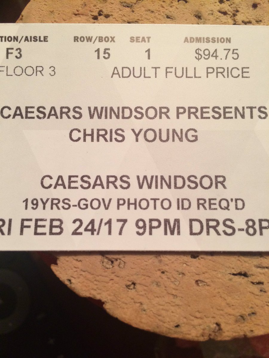 kaileyjack09's tweet photo. Can't wait to see @ChrisYoungMusic ! Woo hoo! Thank you to my brother who bought me a ticket! https://t.co/4sfjQvtIRP