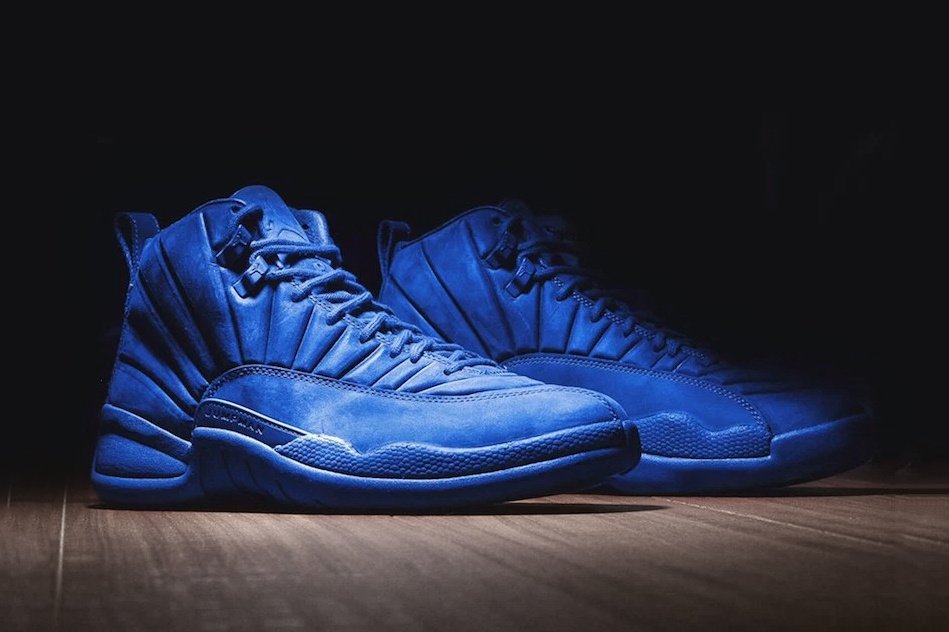 KicksDealsCA's tweet image. Quote RT with your size + #KDChristmas for a chance to win a pair of Jordan 12 Retro “Suede” in your size.