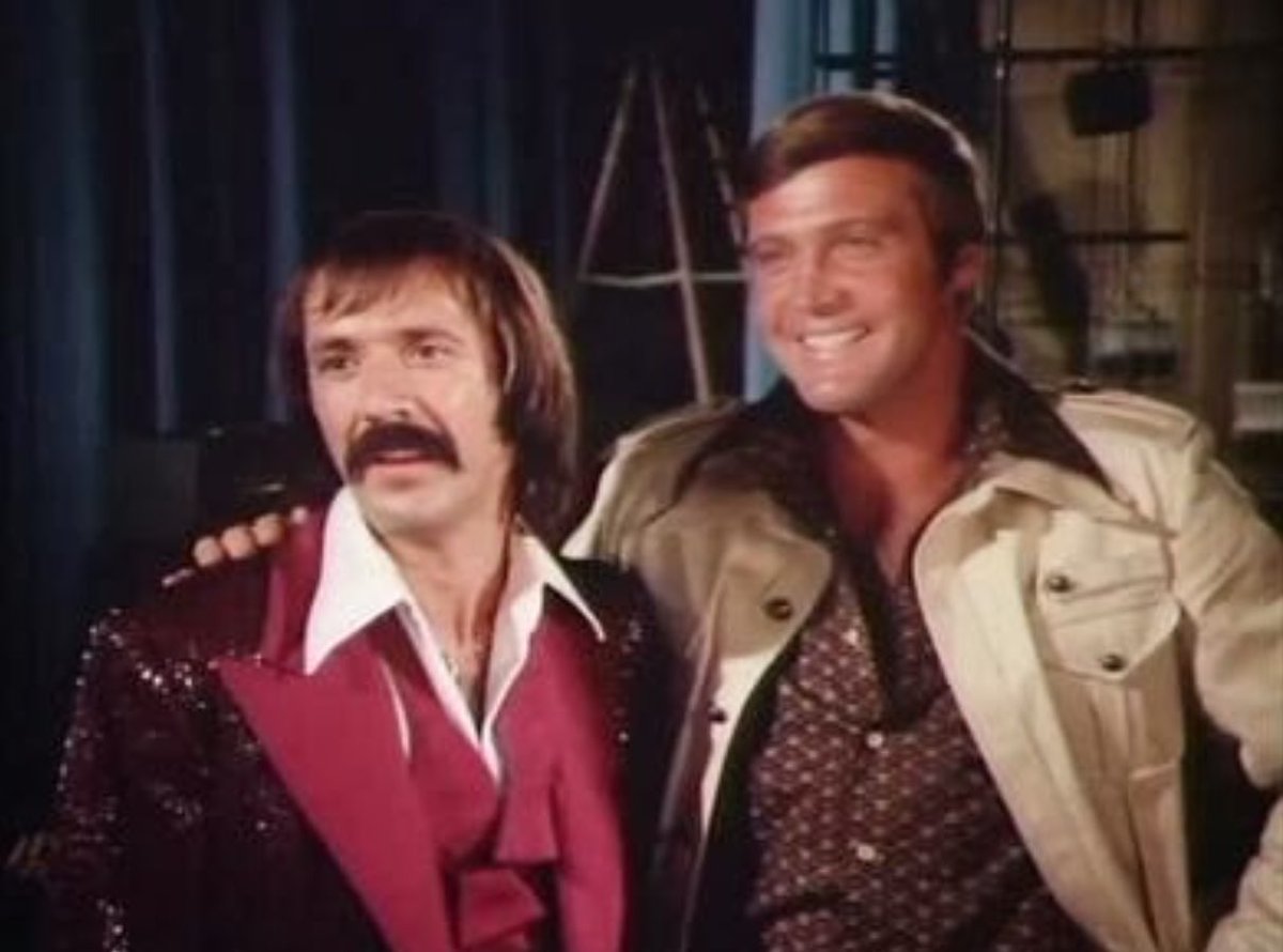 Super70sSports's tweet photo. Lee Majors was the Six Million Dollar Man, but Sonny Bono was so fucking great you couldn't put a price on him. https://t.co/xZ9Ch02Gqg