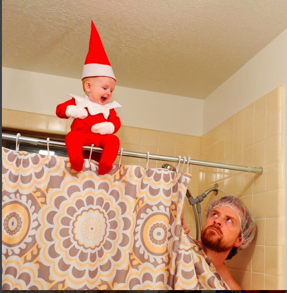 Shapetizer's tweet photo. Little Santa give you best blessings! Happy Xmas and happy everyday!��🤣🤣 Photos by Alan Lawrence https://t.co/v8gKMQvAUI