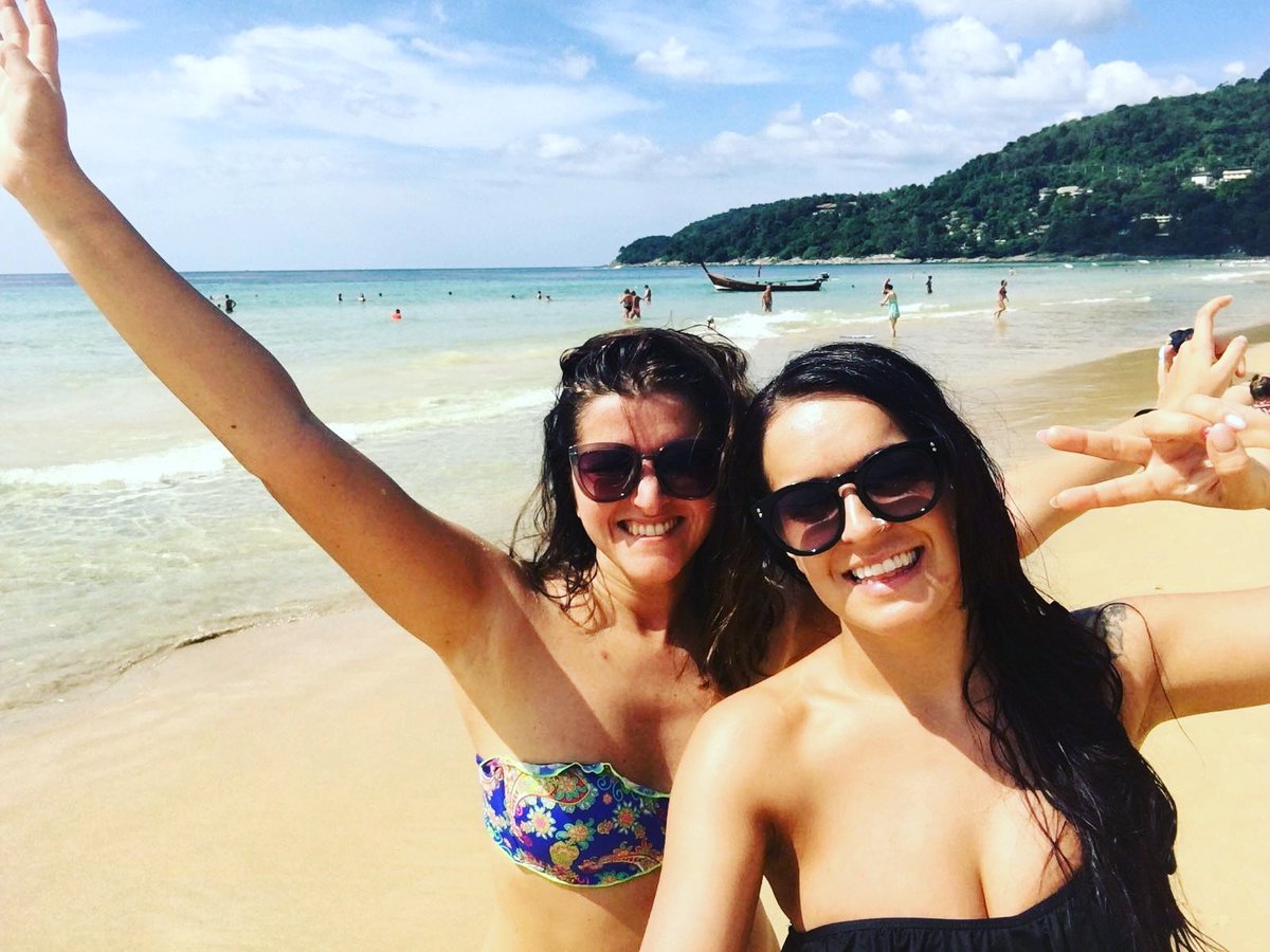 FedericaMengato's tweet photo. Merry xmas!!! #merrychristmas #buonnatale #Phuket #thailand #holidays https://t.co/3AP1NK6wJn