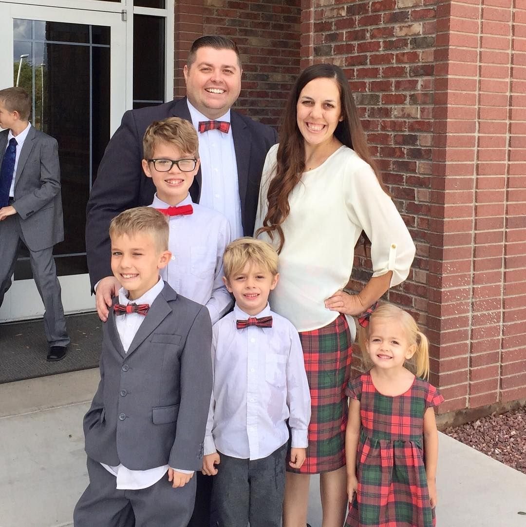 Grady8080's tweet photo. Wonderful #Christmas Day with the #Family. I really like having Church on #HisDay. #ShareGo… https://t.co/1u7j6Dt1Dx https://t.co/ZsRJyzBr5u