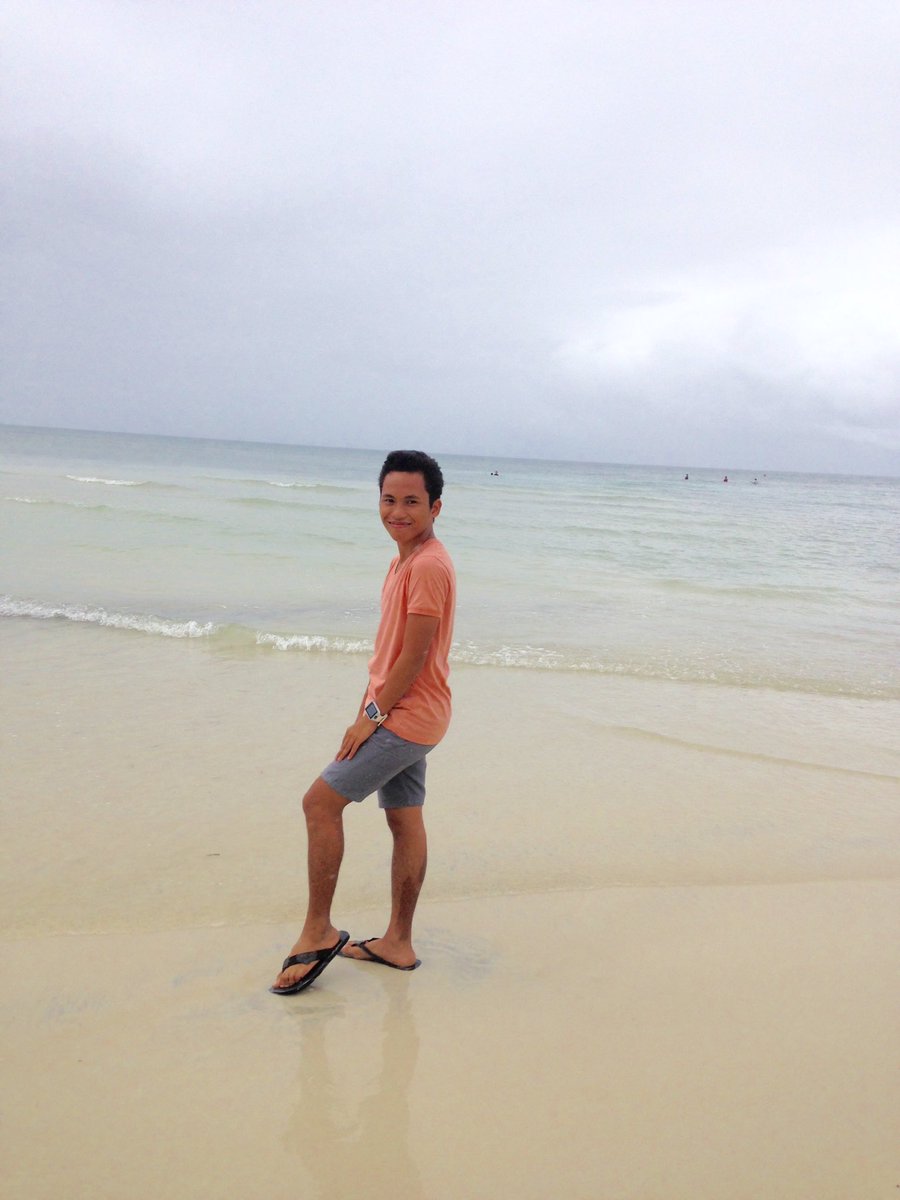 PHOTOGRAPHS2016's tweet image. Tabuelan🏝