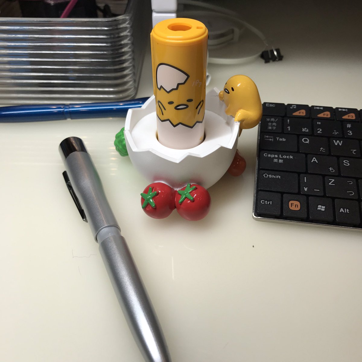 O Xrhsths おんらいん工房 Sto Twitter ぐでたまのシャチハタスタンド 可愛くないですか デスクの上に置くと女子力アップ間違いなし 何よりもう少し頑張ろうってなる 笑 T Co Eqxzkj6wqd おんらいん工房 ぐでたま シャチハタ シヤチハタ 可愛い