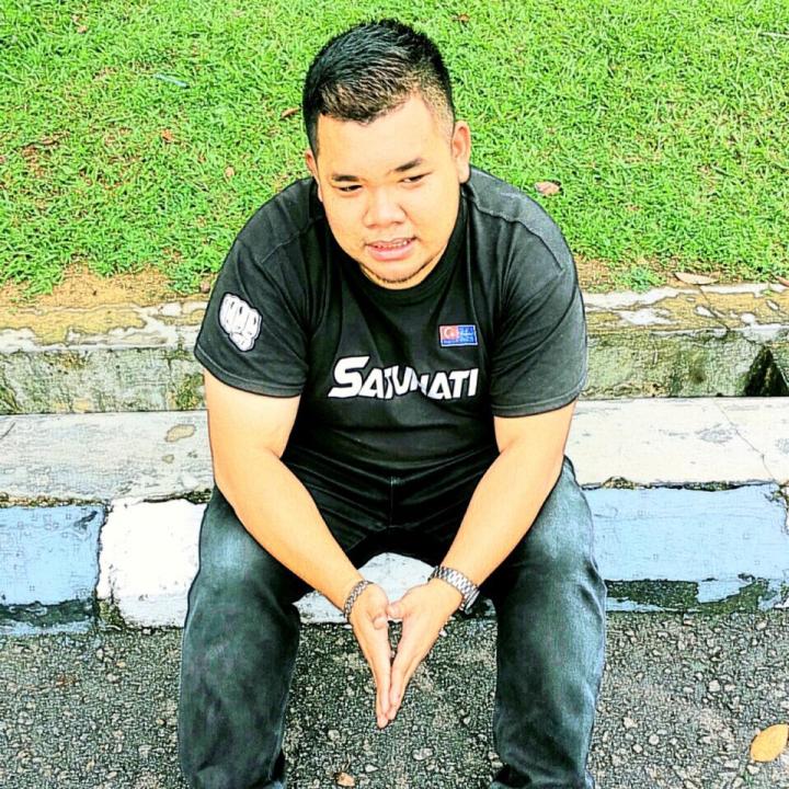 mamatchubby's tweet photo. Come hangout with me on #BIGOLIVE. https://t.co/ai3V65RlY7 https://t.co/L4vPzbhDOM