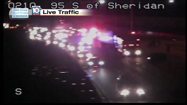 Crash on I-95 NB at Sheridan St. 4 Left Lanes Blocked! #traffic https://t.co/j9hKJGXixl