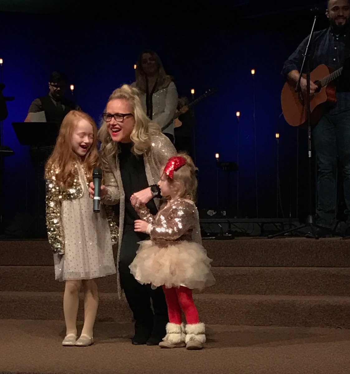 VictoriaRailey's tweet image. Loved Singing Silent Night in German (Stille Nacht) at our Christmas Service. #vvdidwell #tradition #blessedwiththebest #JFAchurch