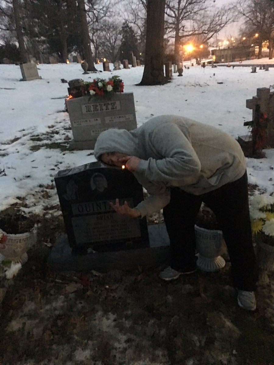 bandzmarko's tweet photo. Had to come see bro on christmas. #LLBQ rest up g https://t.co/8NswZUp6S2