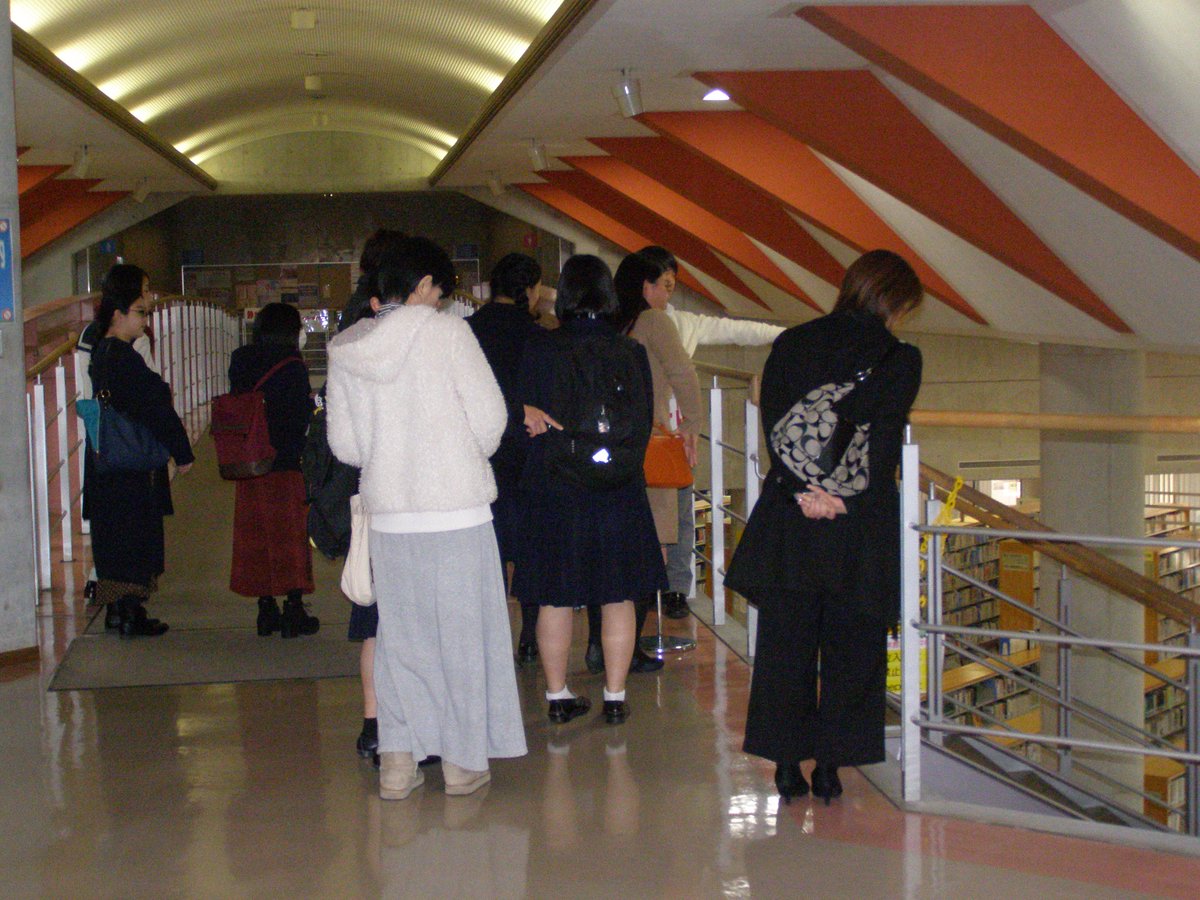 長崎外国語大学 入試広報課 さらに 12 10 土 には16年最後のオープンキャンパスplusが行われました 次回のオープンキャンパスplusは来年3 25 土 テーマは 大学って何するところ あなたの未来が大きく変わる長崎外大の4年間 皆さんの