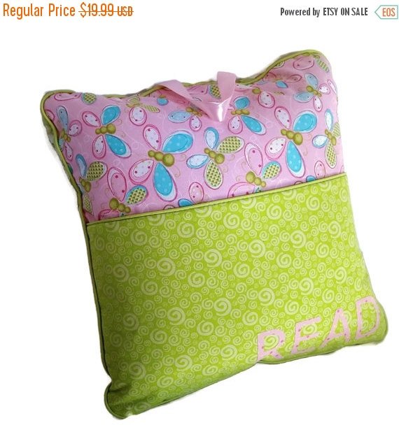 25% Sale Child's On The Go Reading Pillow Cover - travel pillow … tuppu.net/1f4836d0 #Handmade #ButterflyPillow