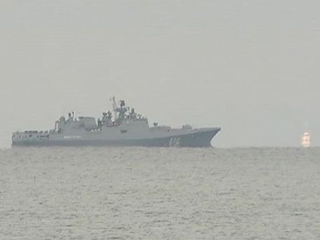zvezdanews's tweet photo. Военные корабли появились на месте крушения Ту-154

ВИДЕО: https://t.co/tfThXplwhA

#ту154 #крушение https://t.co/YCnrpSCkde