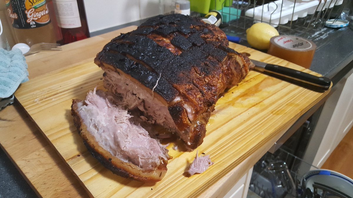 BealesRoastOff's tweet photo. The Krustenbraten! https://t.co/yLe8UtQACW